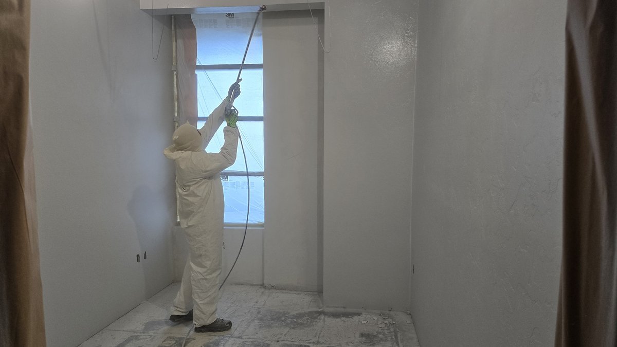 Commercial painting project at Fidelity building